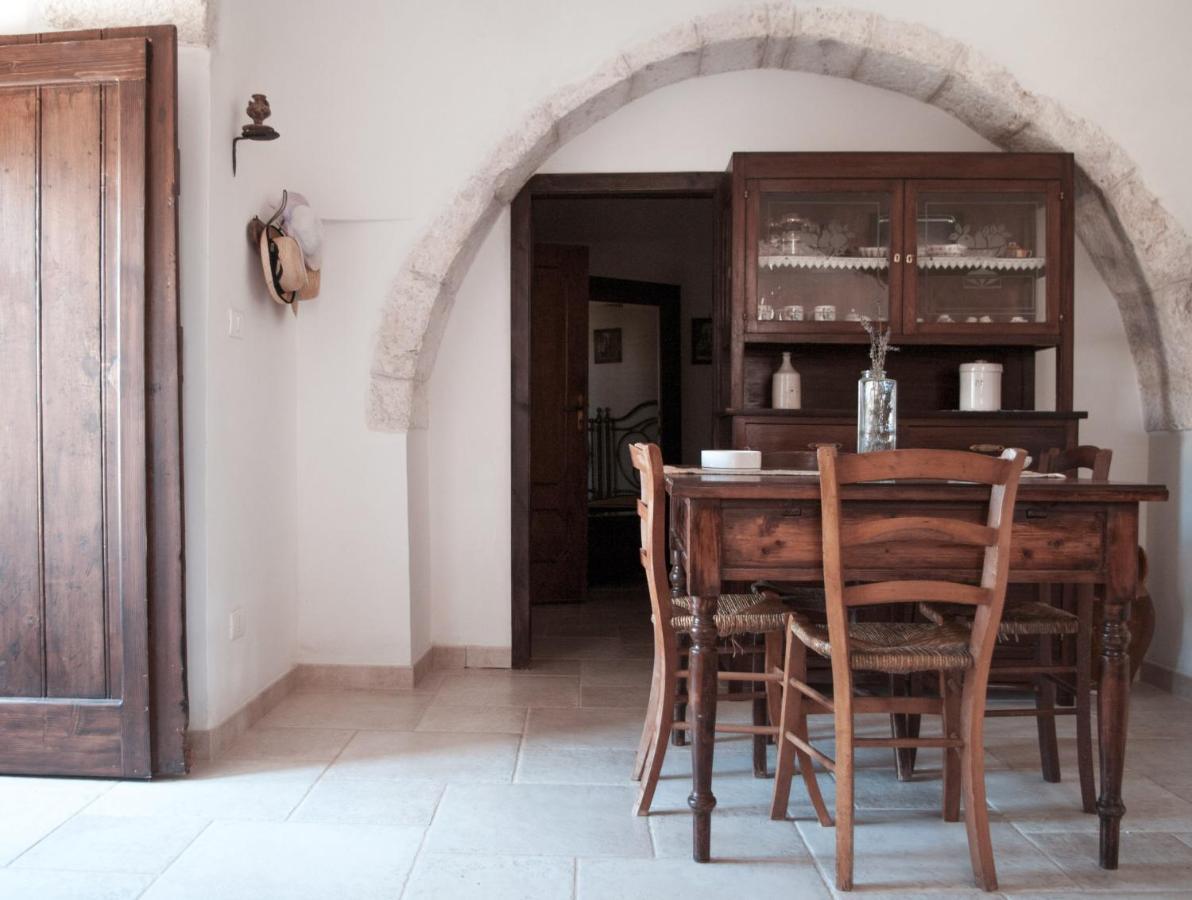 Trulli Sul Vignale In Masseria Santalachicca 마르티나프란카 외부 사진